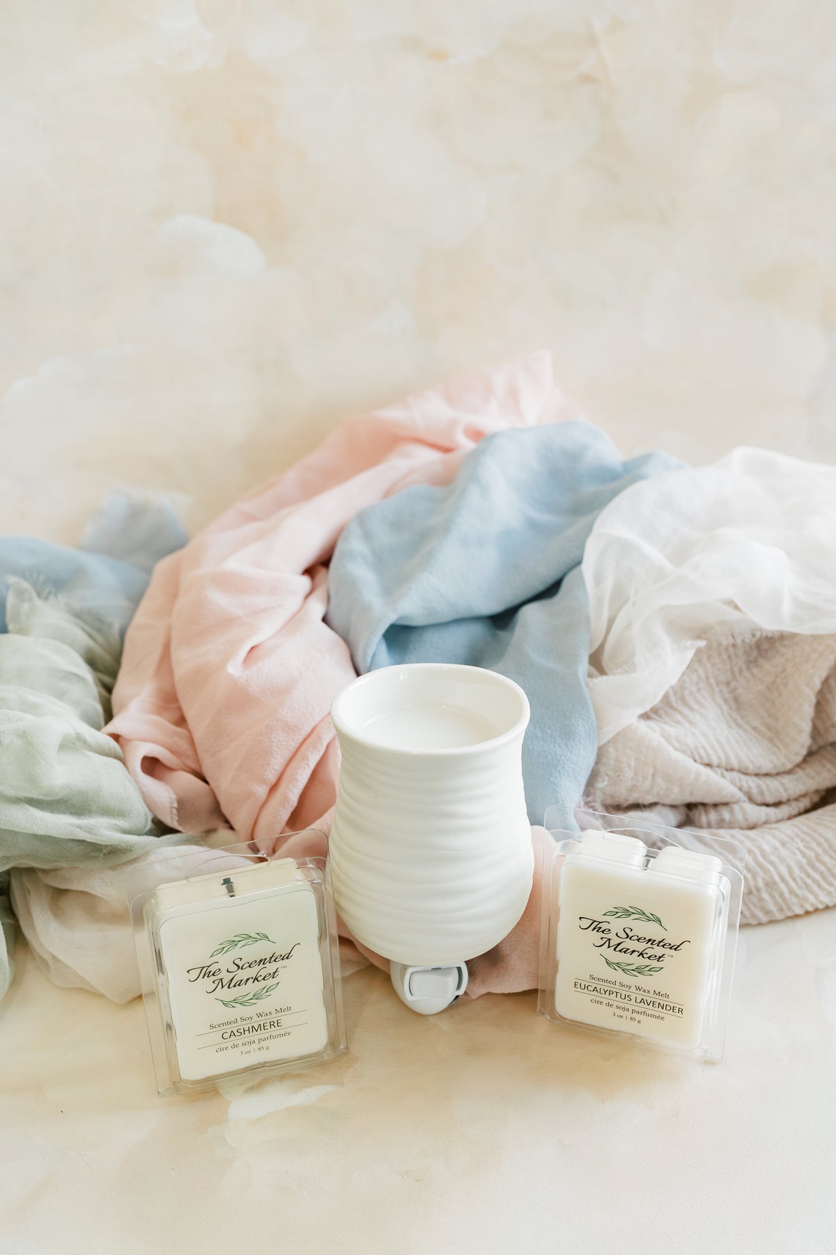 Wax Melter / Warmer Plug IN - Matte White Swirl - The Scented Market Home Fragrance Accessories