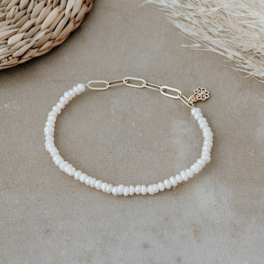White Pearl Bracelet - Gold - The Scented Market Bracelets