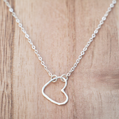 Necklace - Silver Heart - The Scented Market 